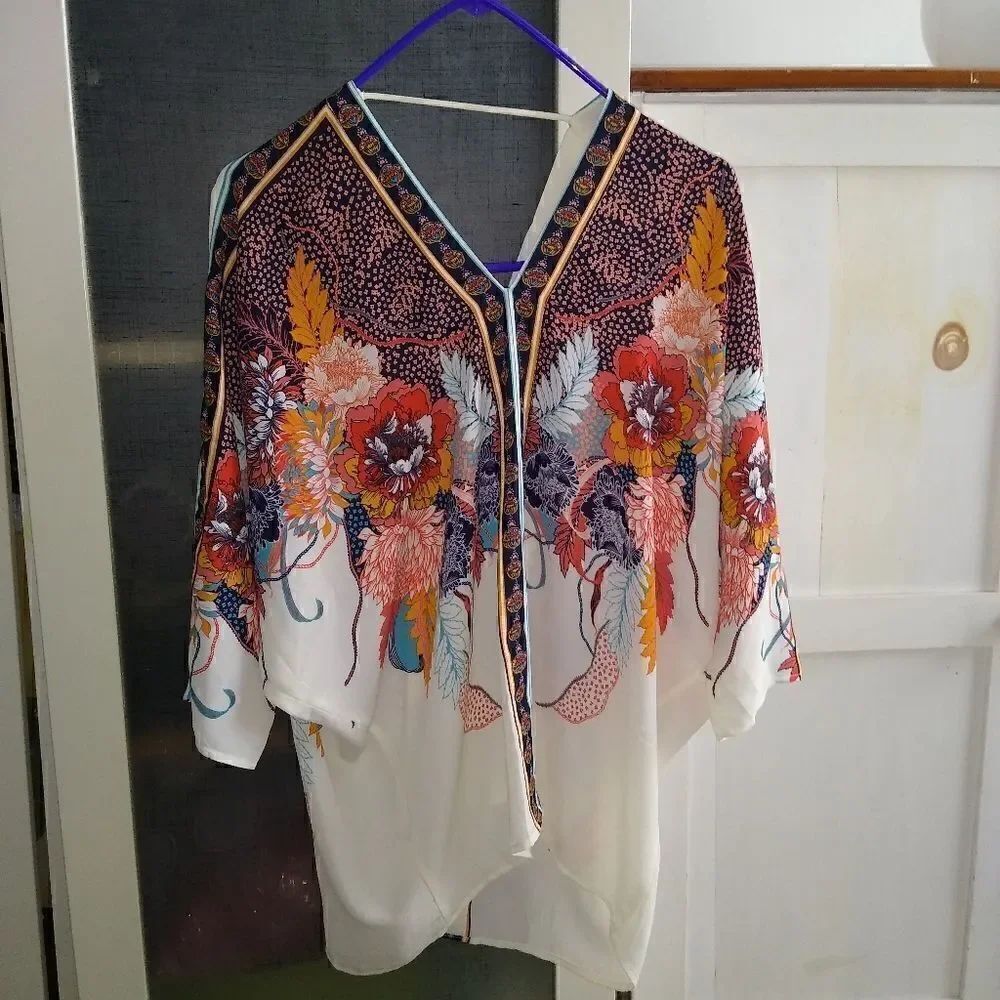 Rose & Olive S floral top